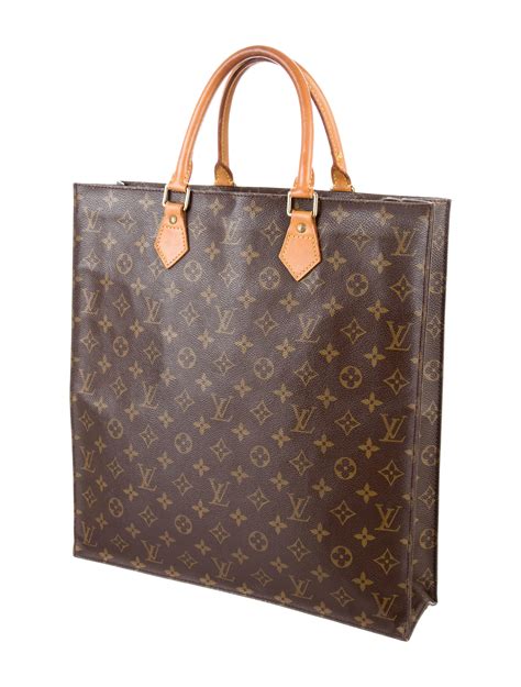 louis vuitton sac a dos pas cher|Louis Vuitton monogram sac plat.